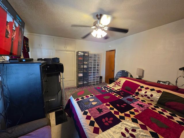 2010 W Kearney Boulevard, Fresno, CA 93706