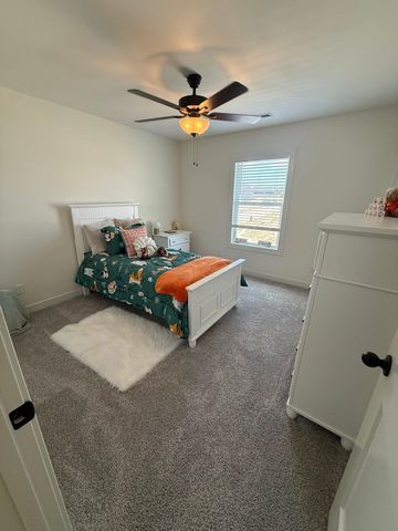 1677 22nd Avenue SE, Altoona, IA 50009