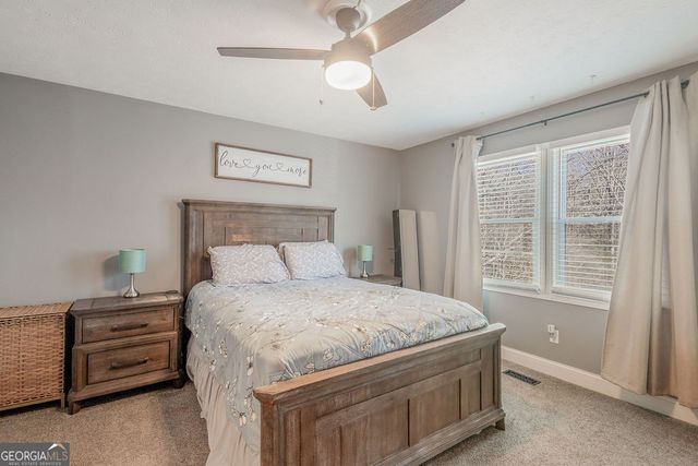 2211 Sharpsburg McCullum Road, Newnan, GA 30265