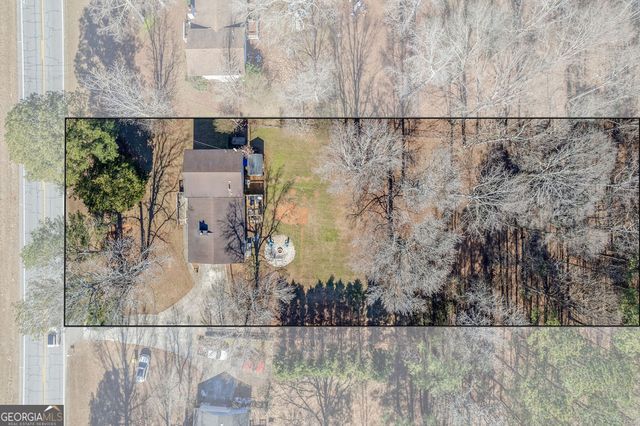 2211 Sharpsburg McCullum Road, Newnan, GA 30265