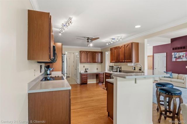 49468 N Glacier, Northville Township, MI 48168