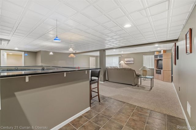 49468 N Glacier, Northville Township, MI 48168