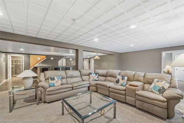 49468 N Glacier, Northville Township, MI 48168