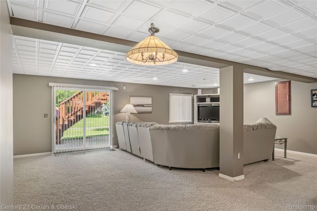 49468 N Glacier, Northville Township, MI 48168