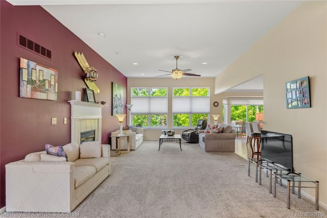49468 N Glacier, Northville Township, MI 48168
