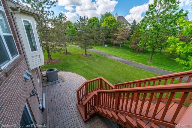 49468 N Glacier, Northville Township, MI 48168