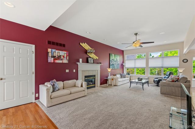 49468 N Glacier, Northville Township, MI 48168