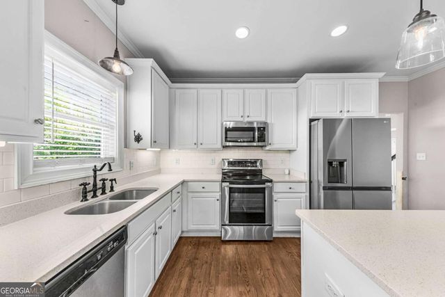 584 Edgewood Drive, Athens, GA 30606