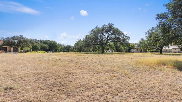 27509 Waterfall Hill PKWY, Spicewood, TX 78669