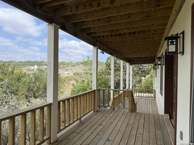 1208 CYPRESS CREEK RD, Kerrville, TX 78028