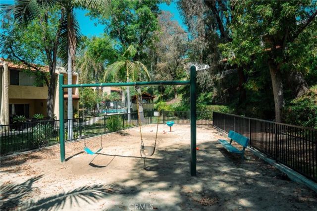 9759 Via Roma, Burbank, CA 91504