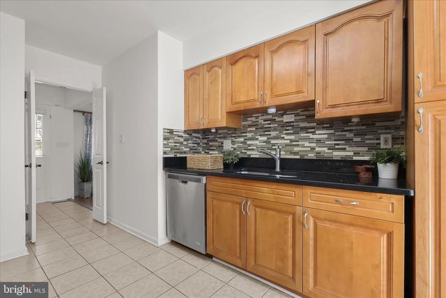 264 HUNTERS RIDGE RD, Lutherville Timonium, MD 21093