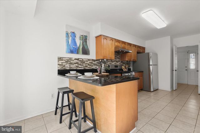 264 HUNTERS RIDGE RD, Lutherville Timonium, MD 21093