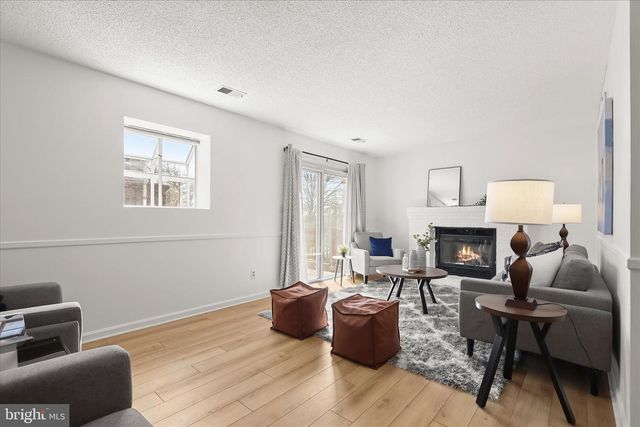 264 HUNTERS RIDGE RD, Lutherville Timonium, MD 21093