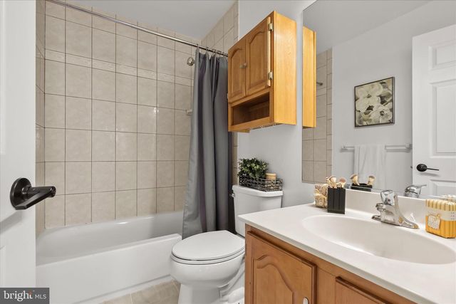 264 HUNTERS RIDGE RD, Lutherville Timonium, MD 21093