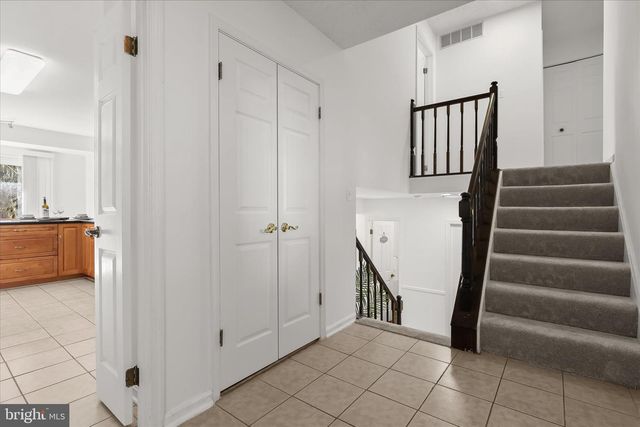 264 HUNTERS RIDGE RD, Lutherville Timonium, MD 21093