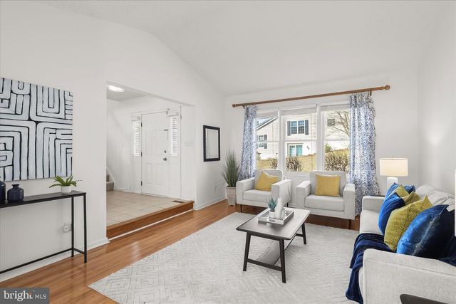 264 HUNTERS RIDGE RD, Lutherville Timonium, MD 21093