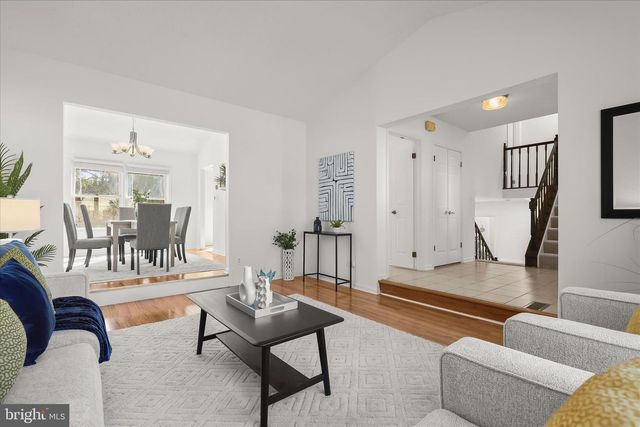 264 HUNTERS RIDGE RD, Lutherville Timonium, MD 21093