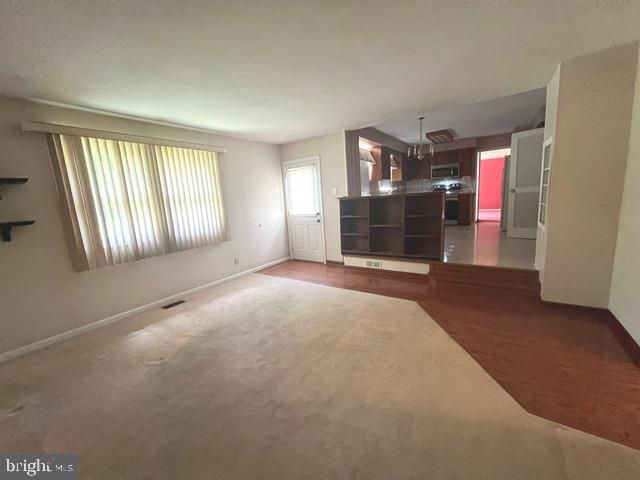 1055 BRENNAN DR, Warminster, PA 18974
