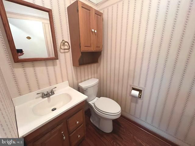 1055 BRENNAN DR, Warminster, PA 18974