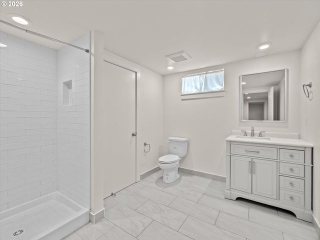6144 N WILLAMETTE Blvd, Portland, OR 97203