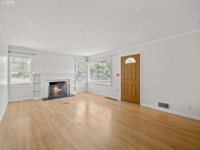 6144 N WILLAMETTE Blvd, Portland, OR 97203