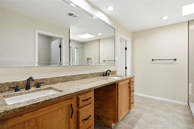 1905 Wedgewood Drive, Grand Prairie, TX 75050