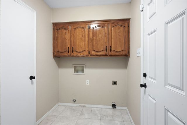 1905 Wedgewood Drive, Grand Prairie, TX 75050