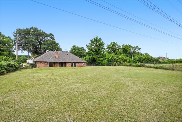 1905 Wedgewood Drive, Grand Prairie, TX 75050