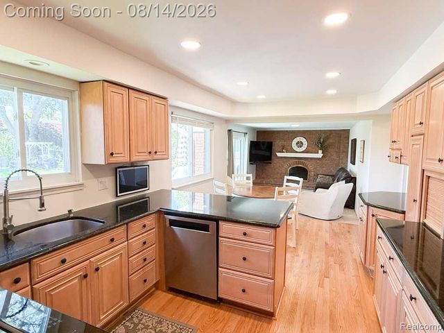 44235 Craftsbury Court, Canton, MI 48187