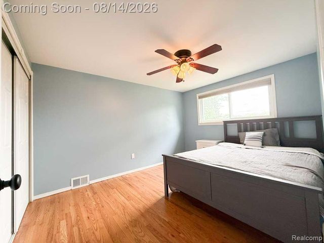 44235 Craftsbury Court, Canton, MI 48187