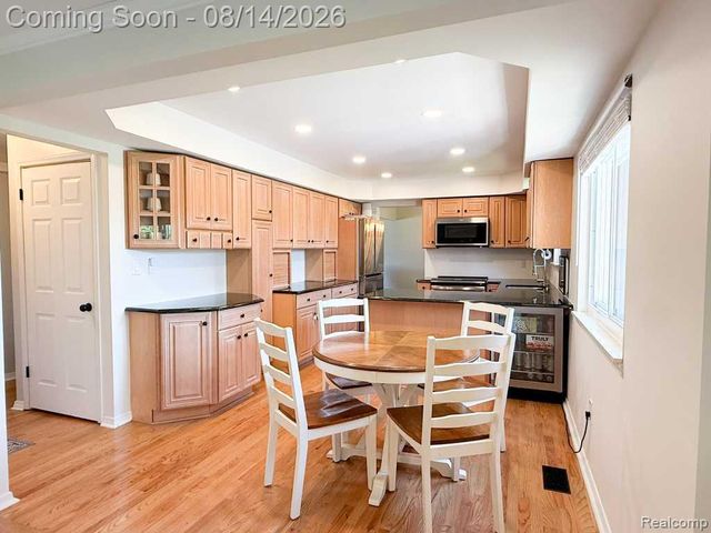 44235 Craftsbury Court, Canton, MI 48187