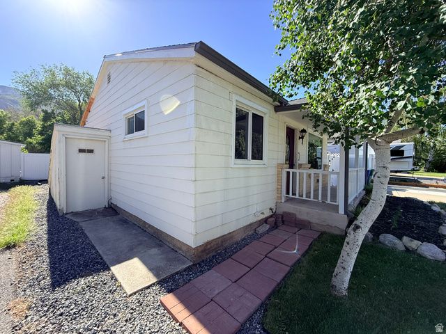 3462 ECCLES AVE, Ogden, UT 84403