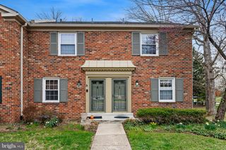 5845 REXFORD DR #721, Springfield, VA 22152