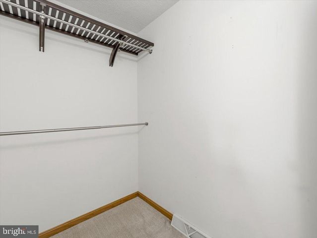 6 FEATHER DR, Shippensburg, PA 17257