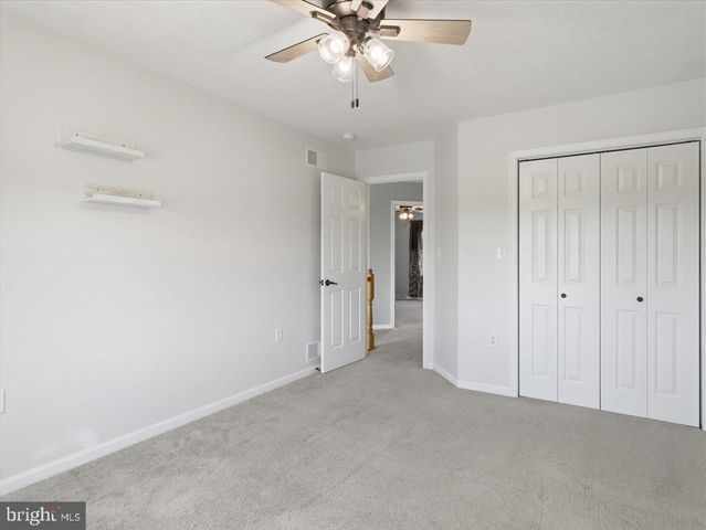 6 FEATHER DR, Shippensburg, PA 17257