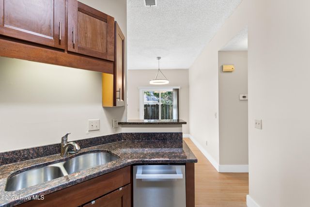 1176 Shipyard Boulevard, Wilmington, NC 28412