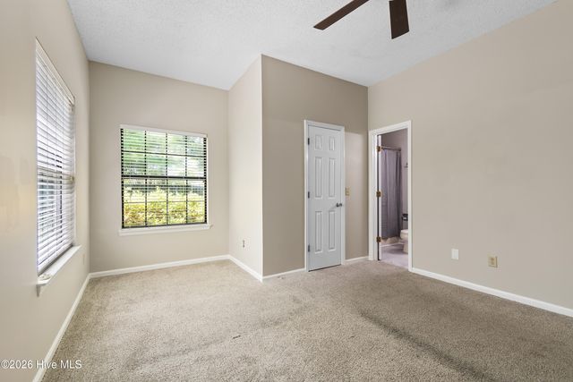 1176 Shipyard Boulevard, Wilmington, NC 28412