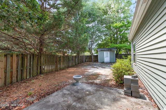 1176 Shipyard Boulevard, Wilmington, NC 28412