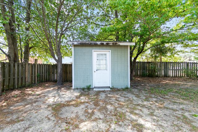1176 Shipyard Boulevard, Wilmington, NC 28412