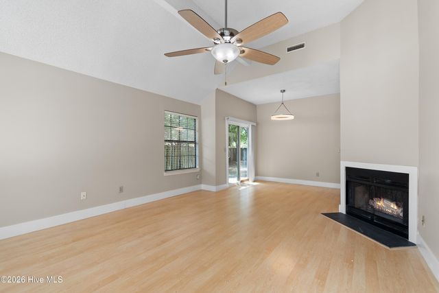 1176 Shipyard Boulevard, Wilmington, NC 28412