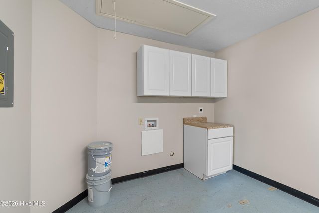 1176 Shipyard Boulevard, Wilmington, NC 28412