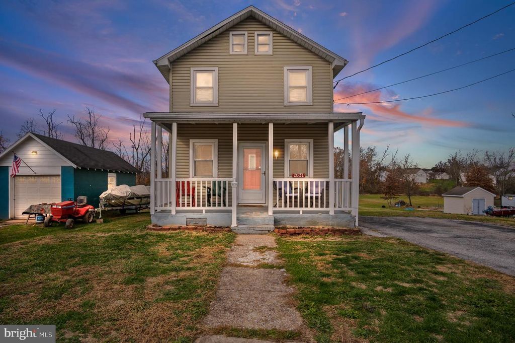 2031 PARK ST, Dover, PA 17315