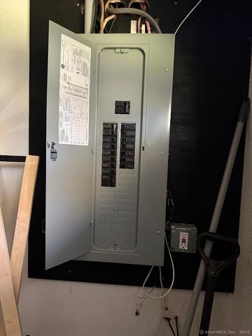 65 Hitchcock Drive, Meriden, CT 06450