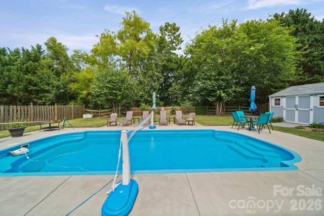 4018 Waxwood Drive, Monroe, NC 28110