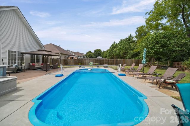 4018 Waxwood Drive, Monroe, NC 28110
