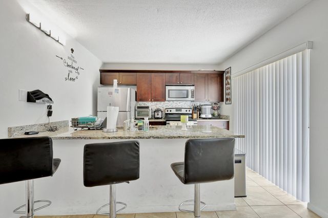 5907 59TH Way, West Palm Beach, FL 33409