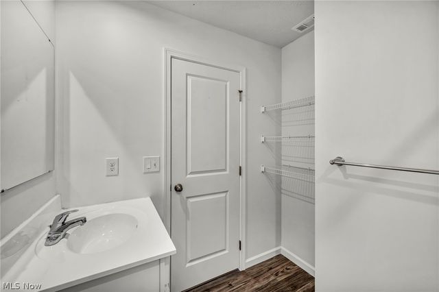 698 Pine Spring Drive, Painesville Twp, OH 44077