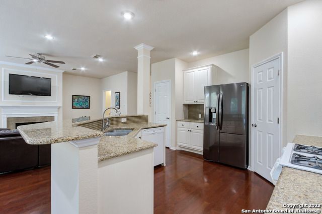 1321 HOLMES LN, San Antonio, TX 78258