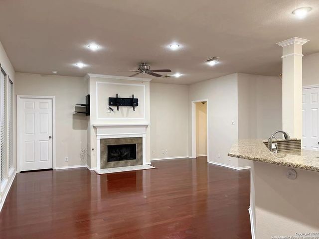 1321 HOLMES LN, San Antonio, TX 78258
